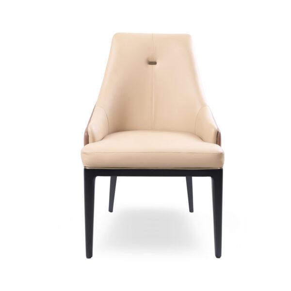 Aurelia Lounge Chair